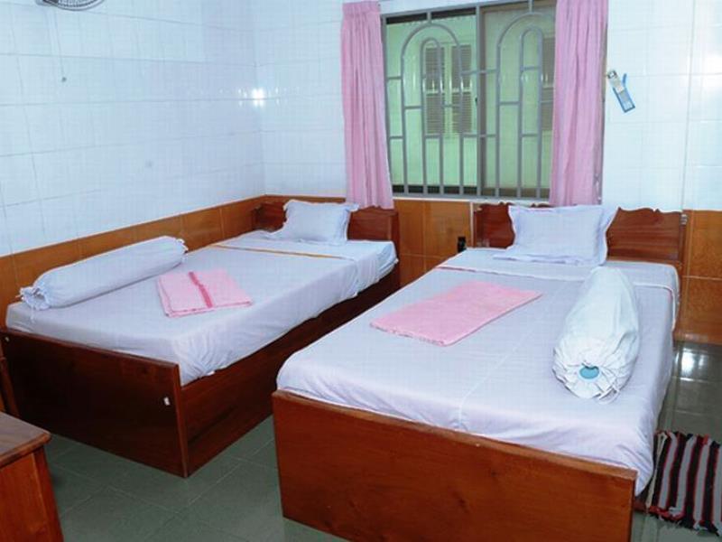 Chhaya Guest House Battambang Buitenkant foto